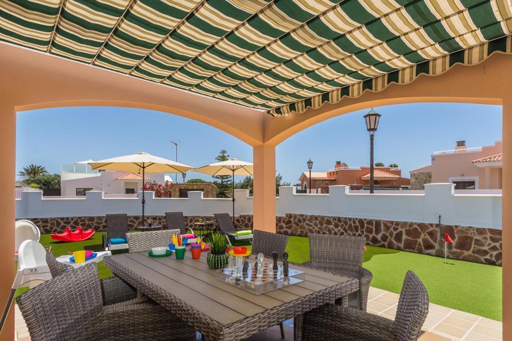 Perfect For Family Holidays With Private Pool, Near Beach And Golf- Villa Ashley Costa De Antigua Exteriér fotografie