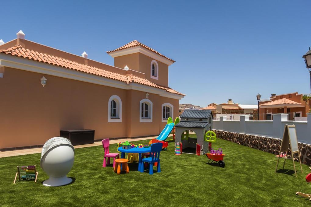Perfect For Family Holidays With Private Pool, Near Beach And Golf- Villa Ashley Costa De Antigua Exteriér fotografie
